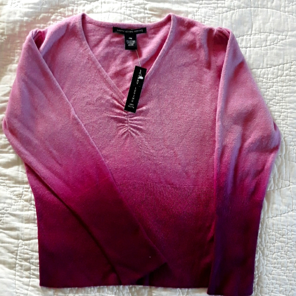 NWT Larry Levine Sweater Size PM